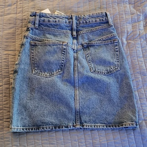 Beautiful Sandro Denim skirt - Picture 6 of 9